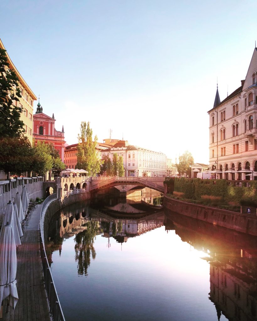 Slovenia_canal_boats